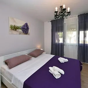 Apartamento Two Bedroom Marinero - Ae1437, Zadar
